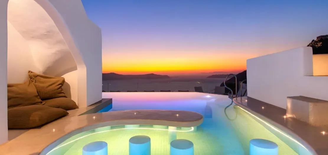 Porto Castello, Santorini