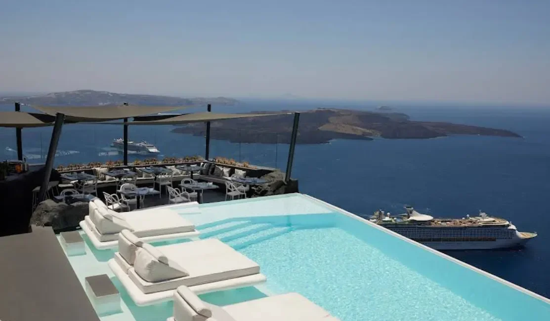 Rocabella Santorini